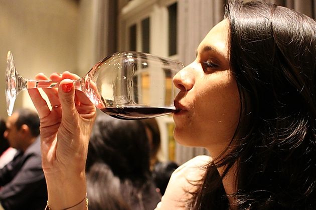 Como-Degustar-Vinhos-Um-Guia-Simples-e-Rápido.jpeg